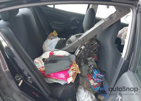 2015 Nissan Versa 1.6 S+ from USA, damaged, VIN 3N1CN7AP5FL808149